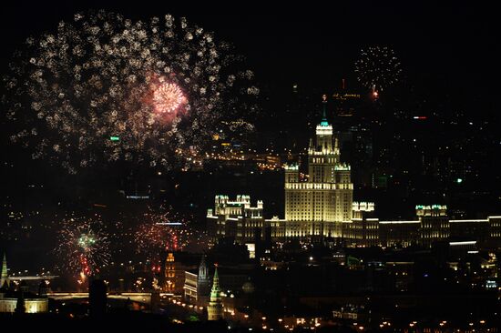 Салют в честь Дня города Москвы