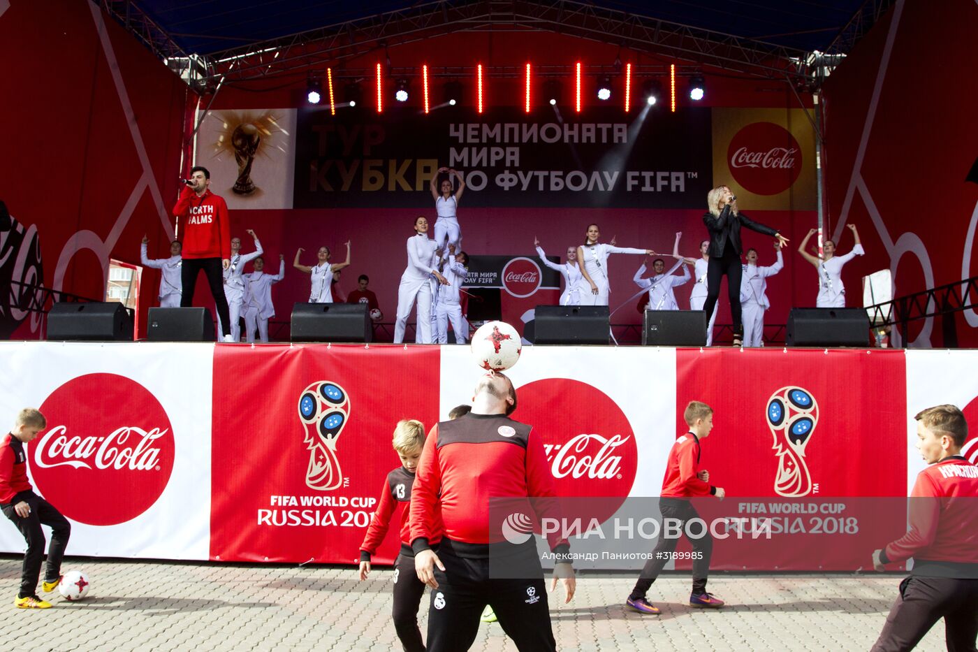 Кубок ЧМ-2018 по футболу представили в Красноярске
