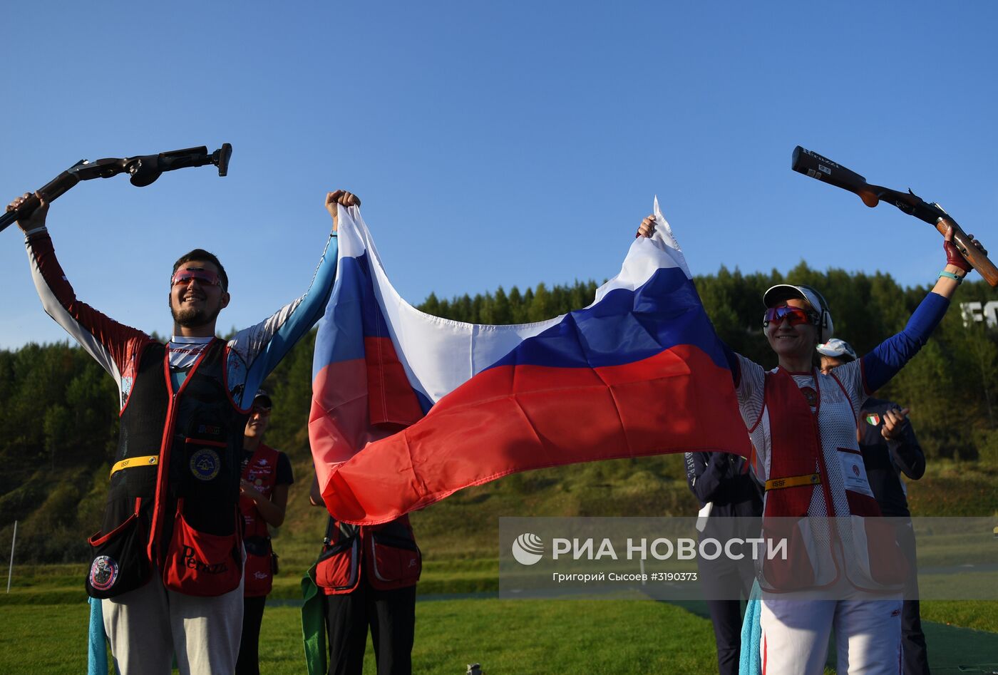 Стендовая стрельба. Чемпионат мира. Смешанные команды. Скит