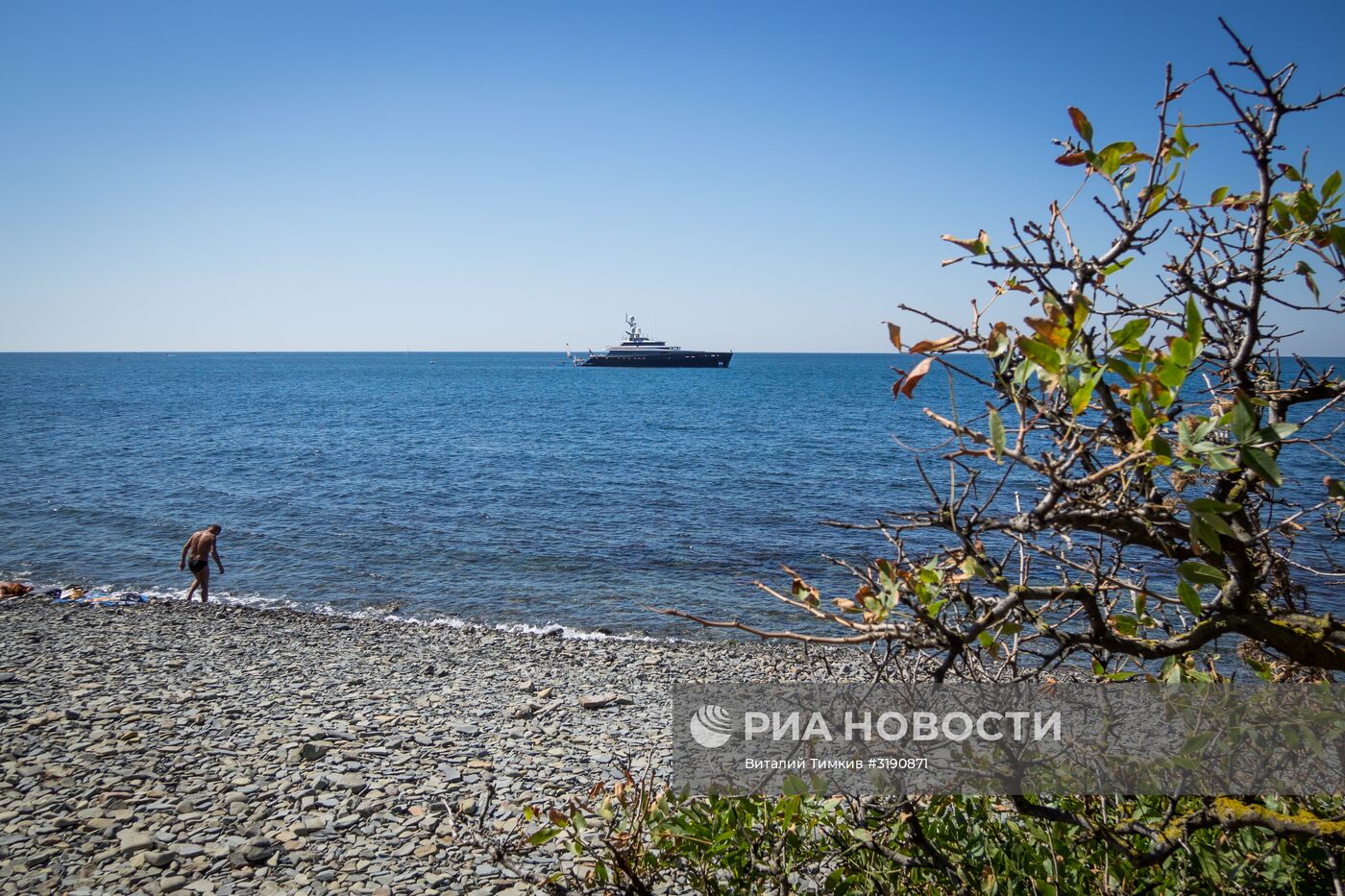 Побережье Черного моря в районе заповедника Утриш в Краснодарском крае