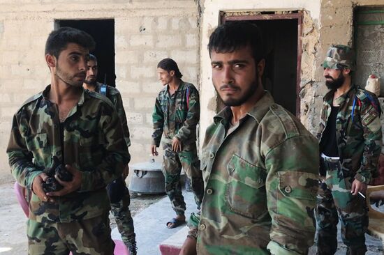 Сирийская армия продолжает наступление в районе Дейр-эз-Зора