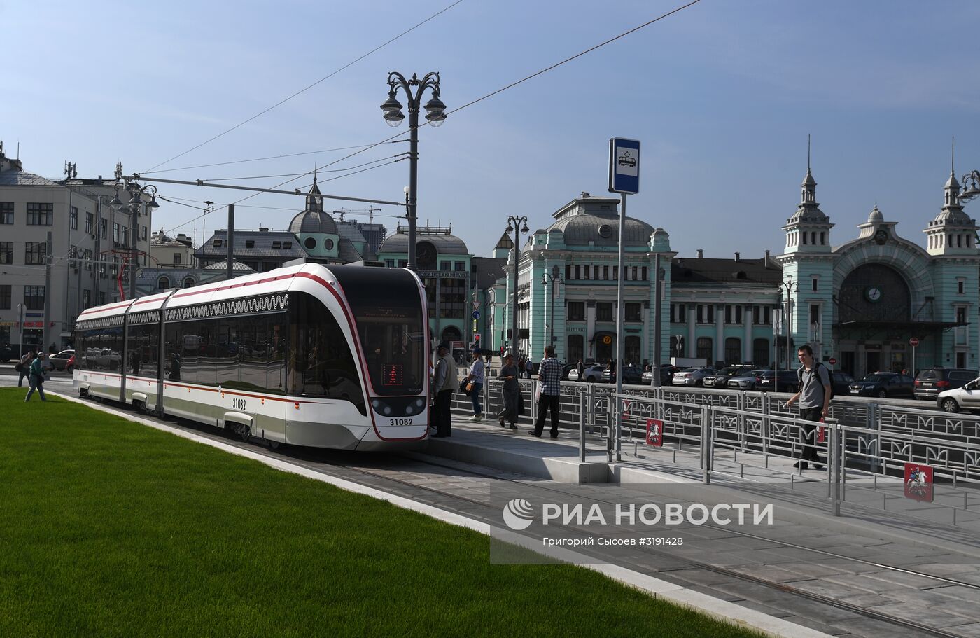 Благоустроенные улицы и площади Москвы в рамках программы "Моя Улица"