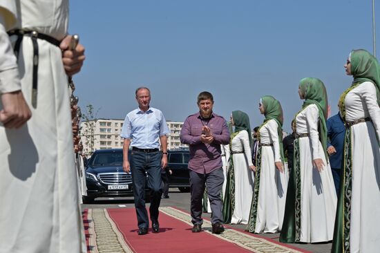 Поездка секретаря Совета безопасности РФ Н. Патрушева в Чеченскую Республику