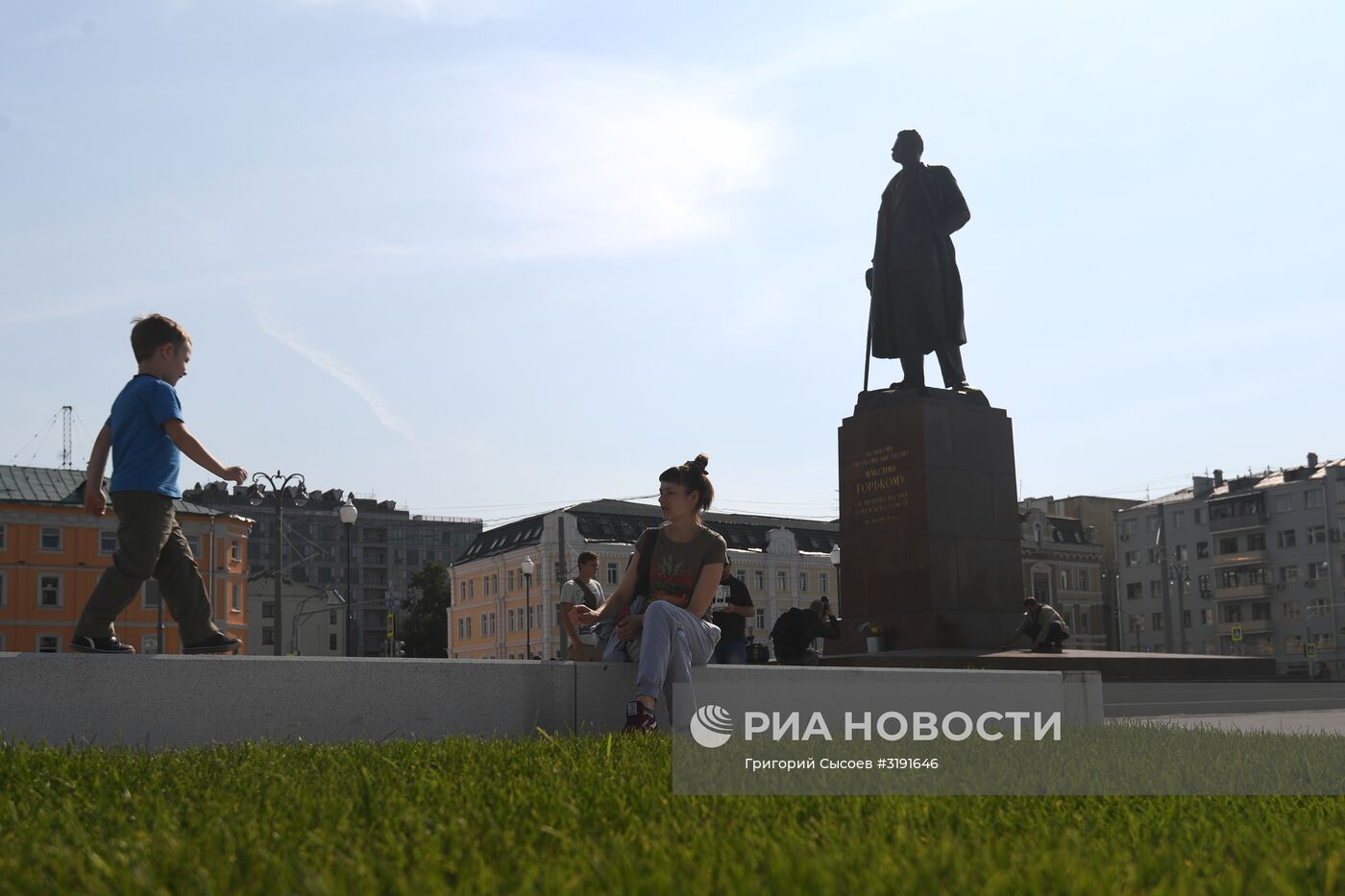 Благоустроенные улицы и площади Москвы в рамках программы "Моя Улица"