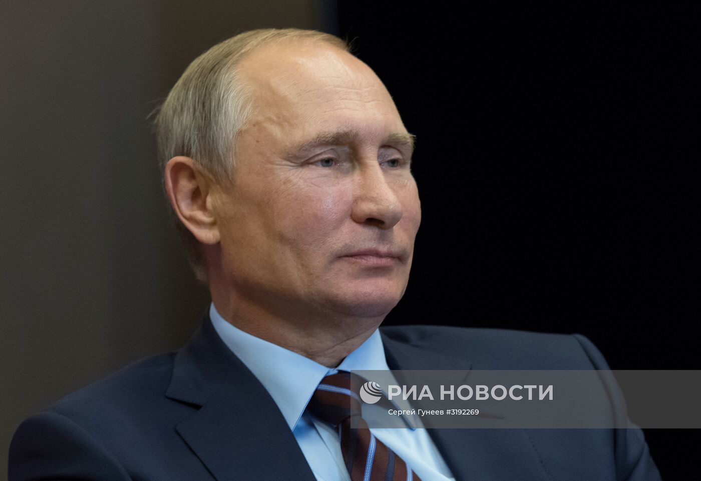 Рабочая поездка президента РФ В. Путина в Южный федеральный округ