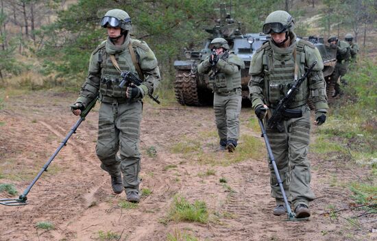 Военные учения в Ленинградской области