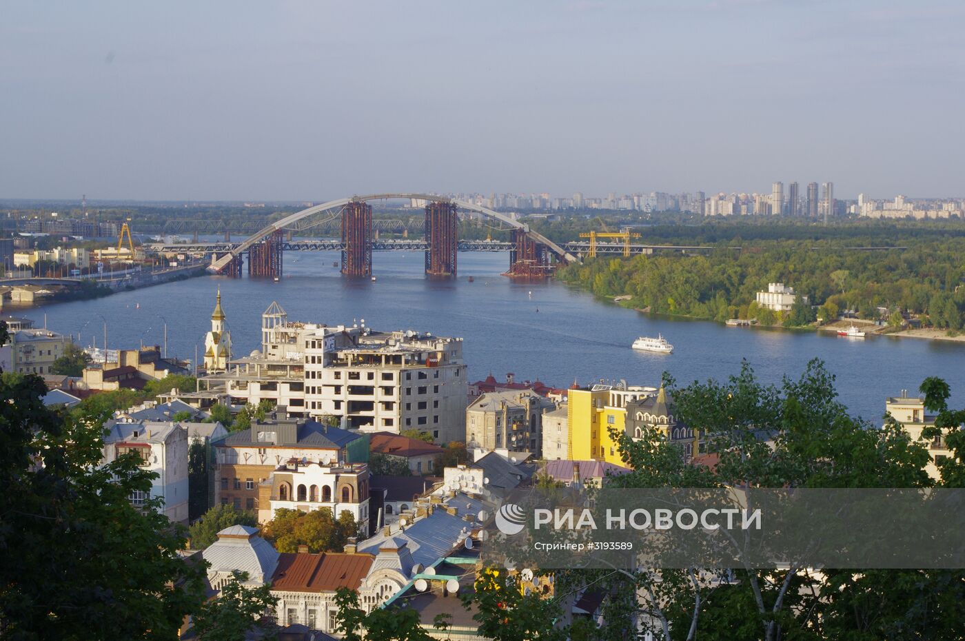 Вид на район Подол в Киеве