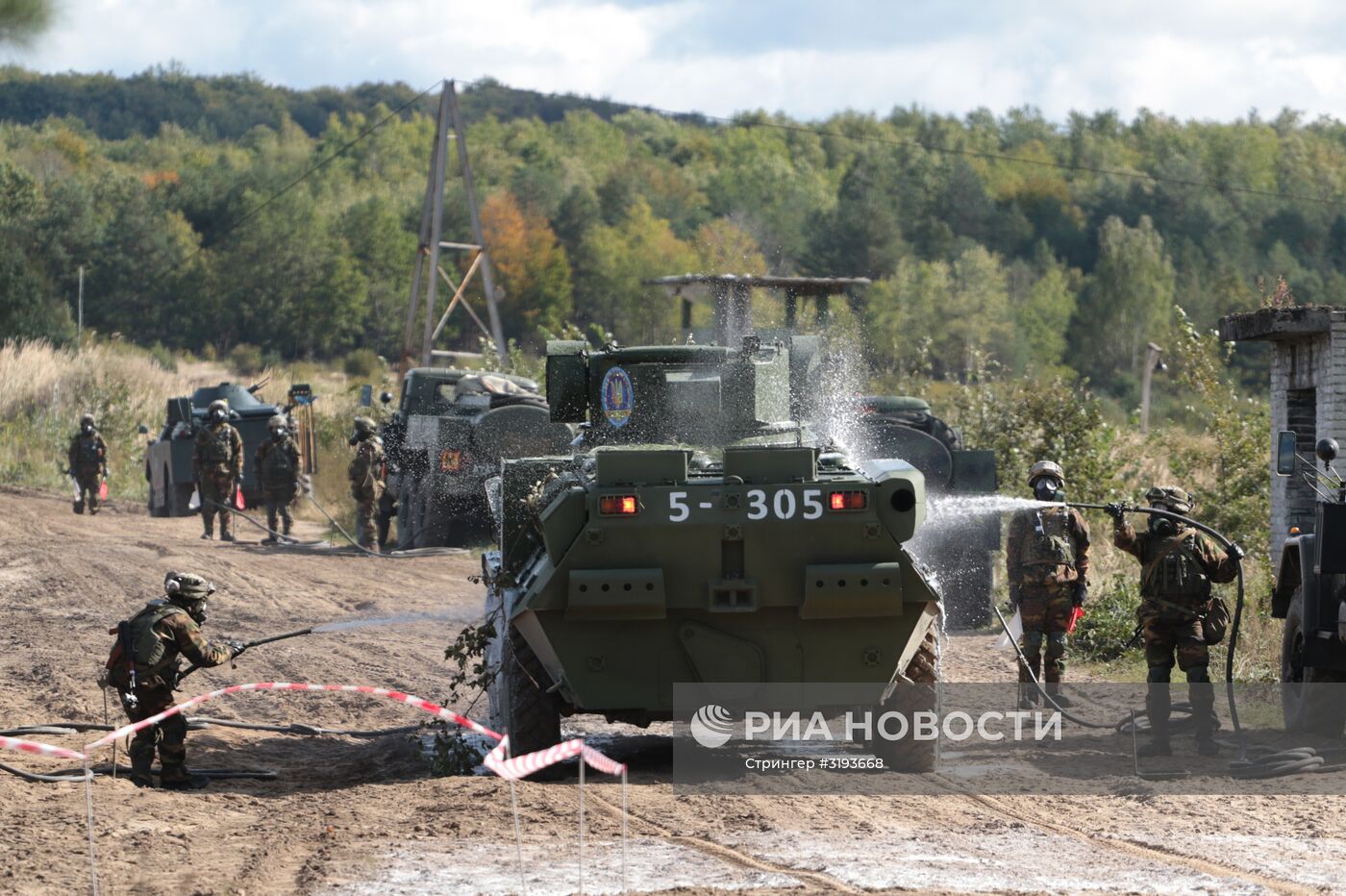 Военные учения Rapid Trident-2017 в Львовской области