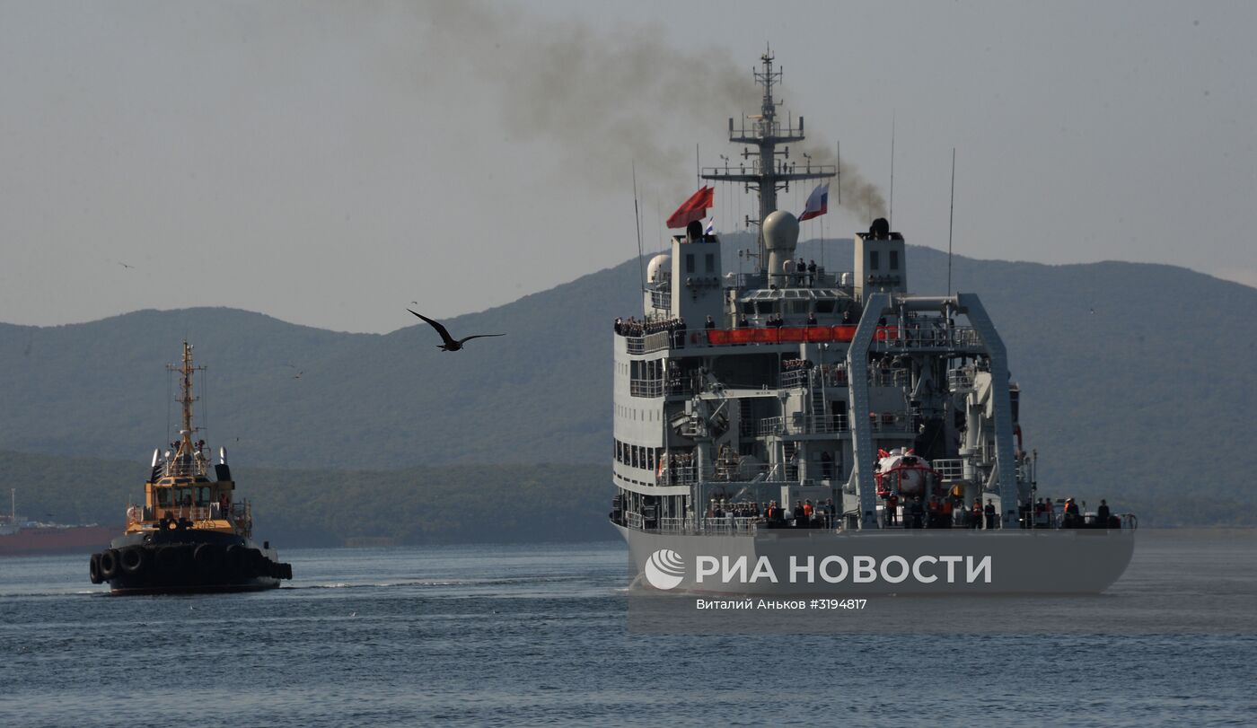 Прибытие отряда боевых кораблей ВМС Китая во Владивосток