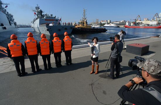 Прибытие отряда боевых кораблей ВМС Китая во Владивосток