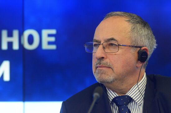 Российско-китайский форум "Москва – Пекин: торгово-экономическое и культурное сотрудничество на Шелковом пути"