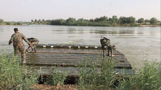 Сирийская армия форсировала реку Ефрат в районе Дейр-эз-Зора