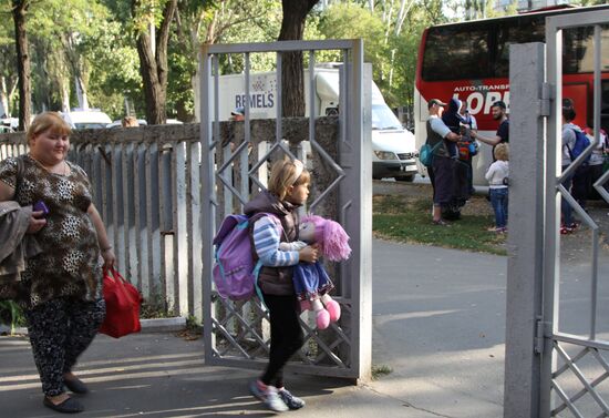 Фонд доктора Лизы отправил детей из Донецка на лечение в Россию
