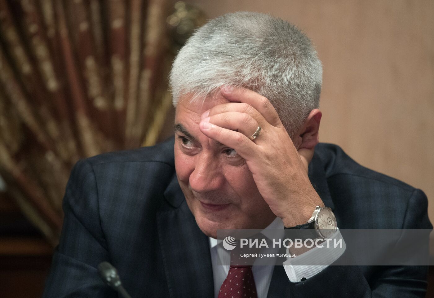 Президент РФ В. Путин посетил концерн ВКО "Алмаз–Антей"