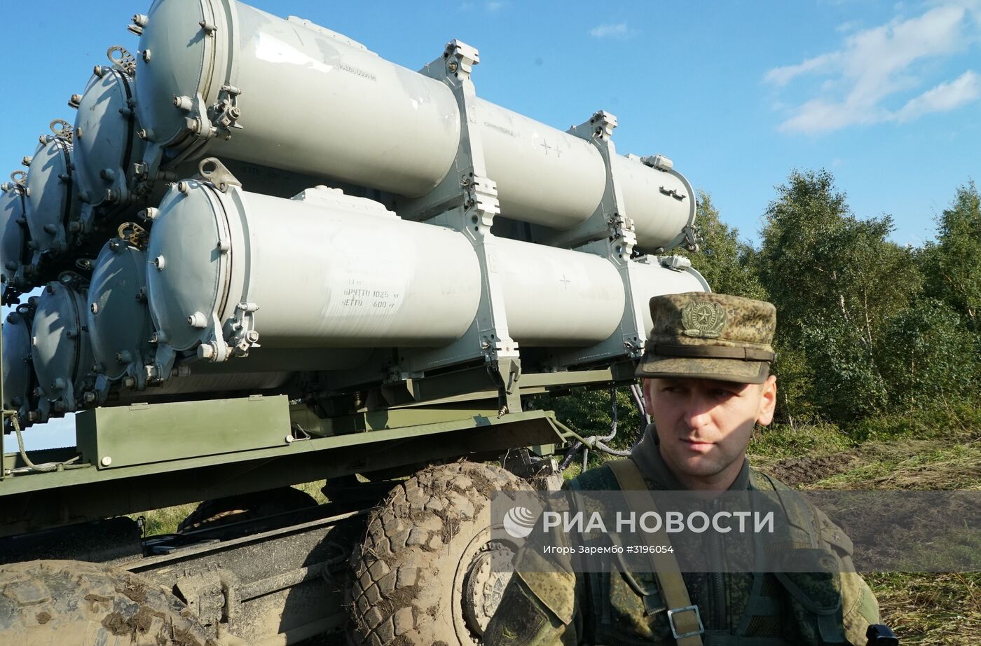 Пуск противокорабельной ракеты БРК "Бал" в рамках учений "Запад-2017"