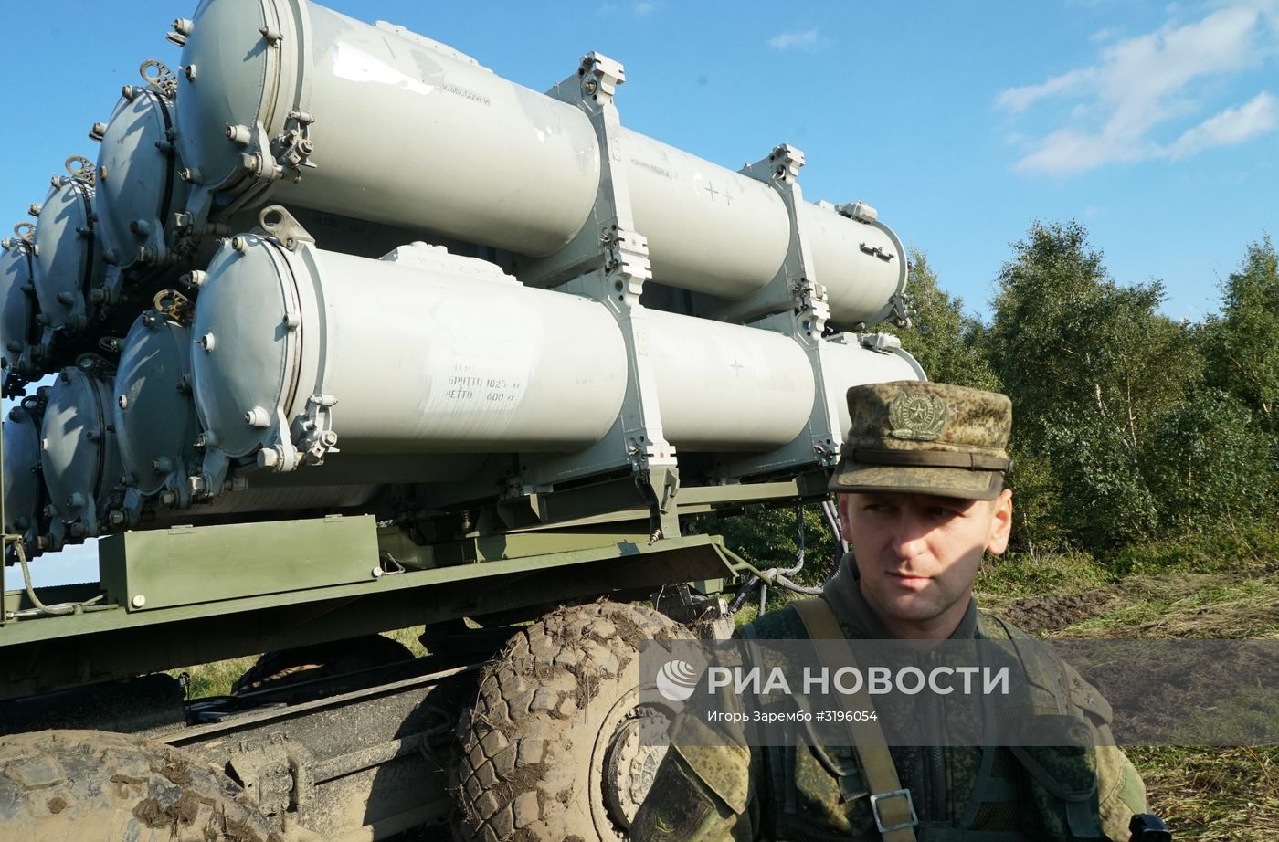Пуск противокорабельной ракеты БРК "Бал" в рамках учений "Запад-2017"