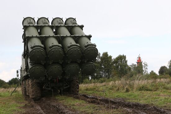 Пуск противокорабельной ракеты БРК "Бал" в рамках учений "Запад-2017"