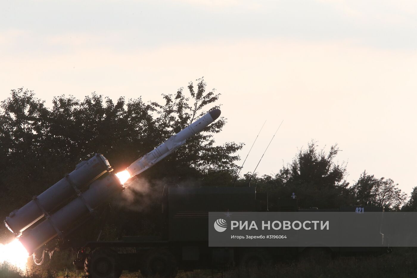 Пуск противокорабельной ракеты БРК "Бал" в рамках учений "Запад-2017"