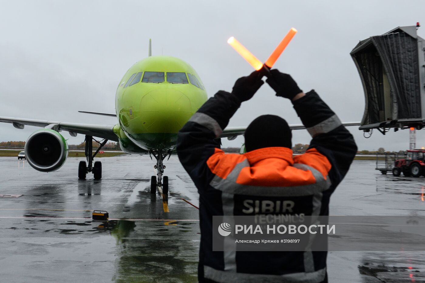 Работа аэропорта "Толмачево" в Новосибирске