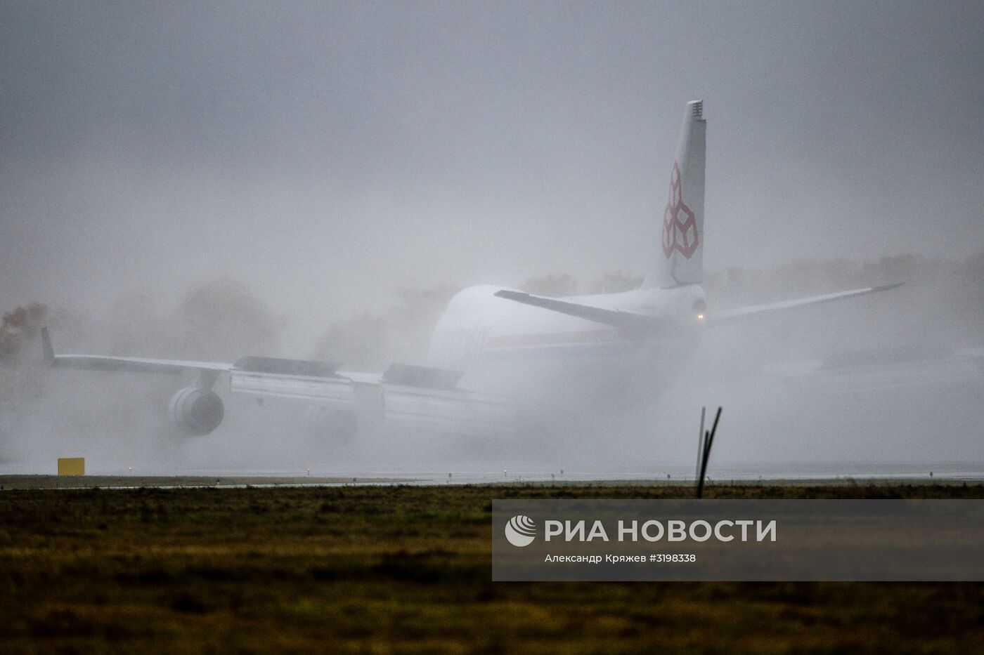 Работа аэропорта "Толмачево" в Новосибирске