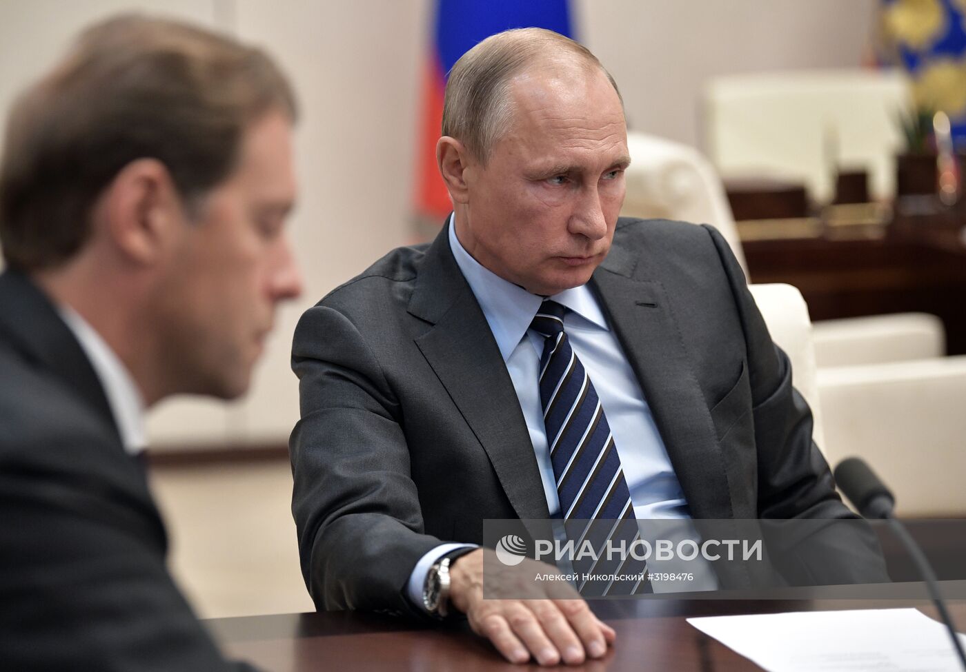 Рабочая встреча президента РФ В. Путина с Д. Мантуровым и М. Орешкиным