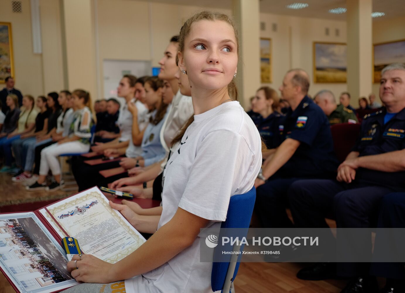 Первые 15 девушек стали курсантами Краснодарского летного училища