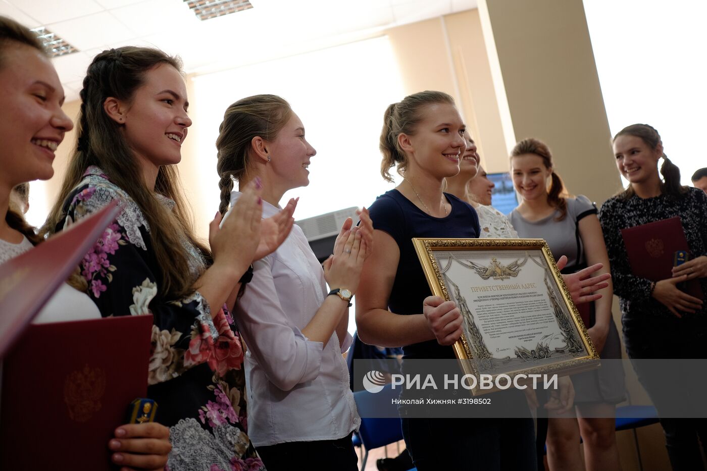 Первые 15 девушек стали курсантами Краснодарского летного училища