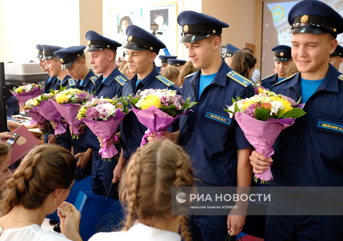 Первые 15 девушек стали курсантами Краснодарского летного училища