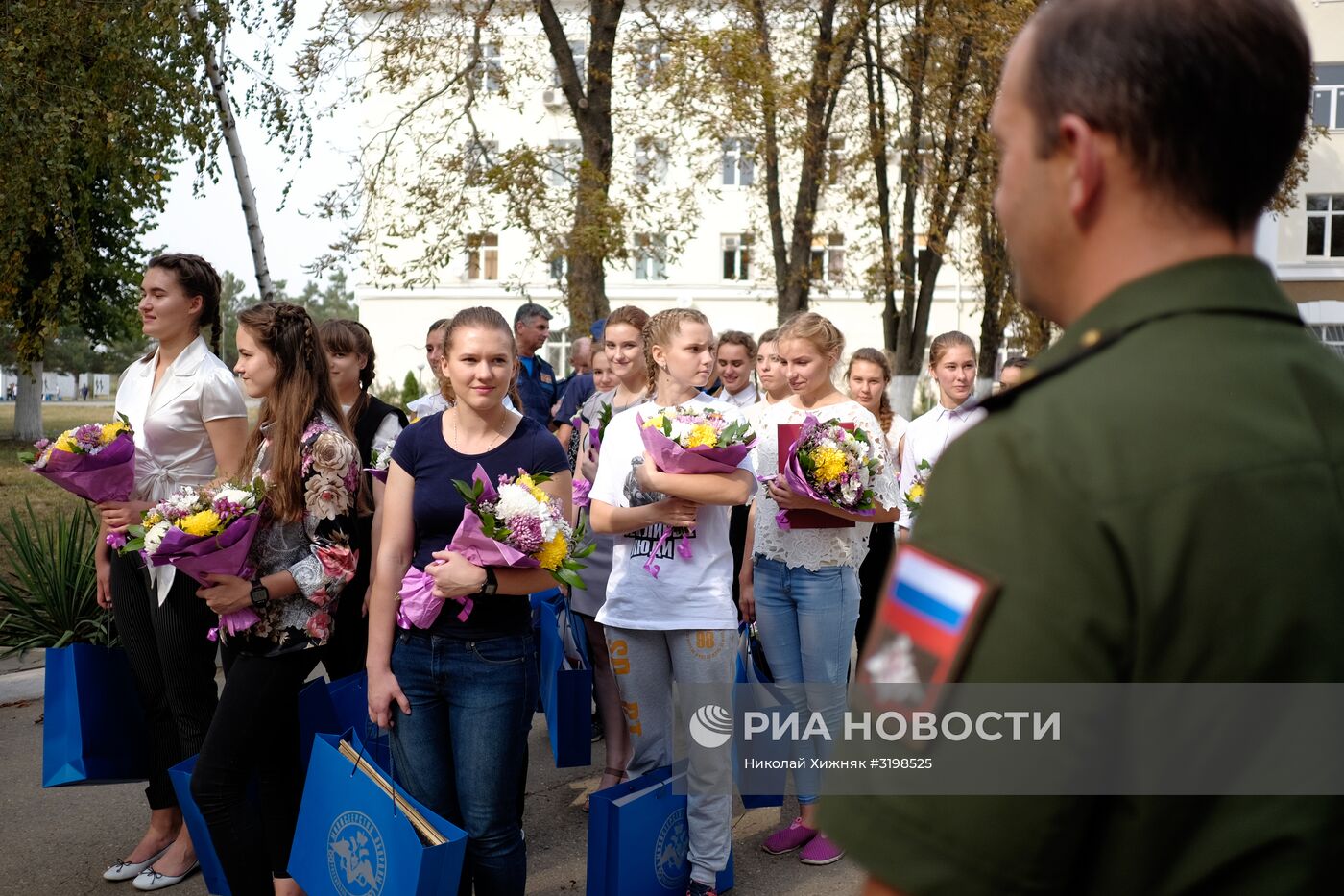Первые 15 девушек стали курсантами Краснодарского летного училища
