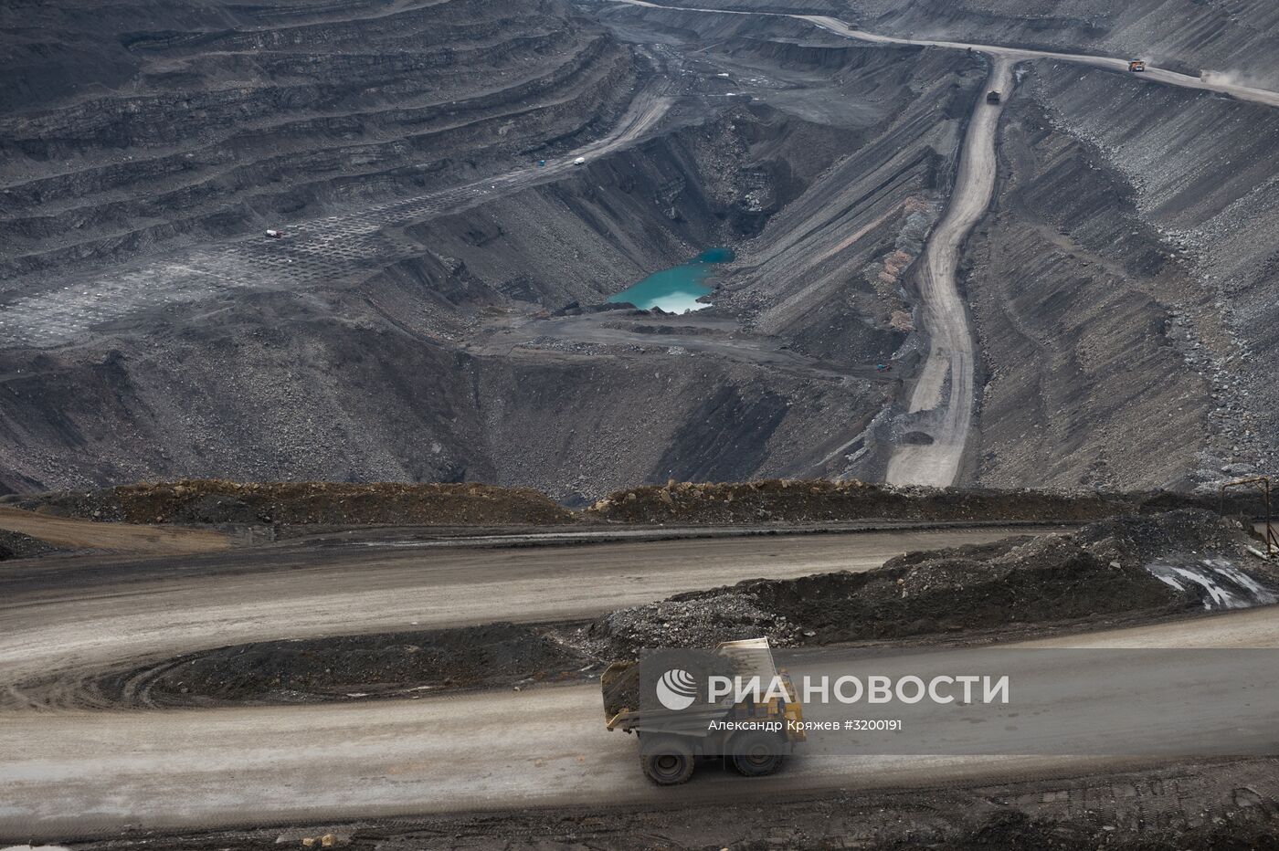 Угольный разрез "Черниговский" в Кемеровской области