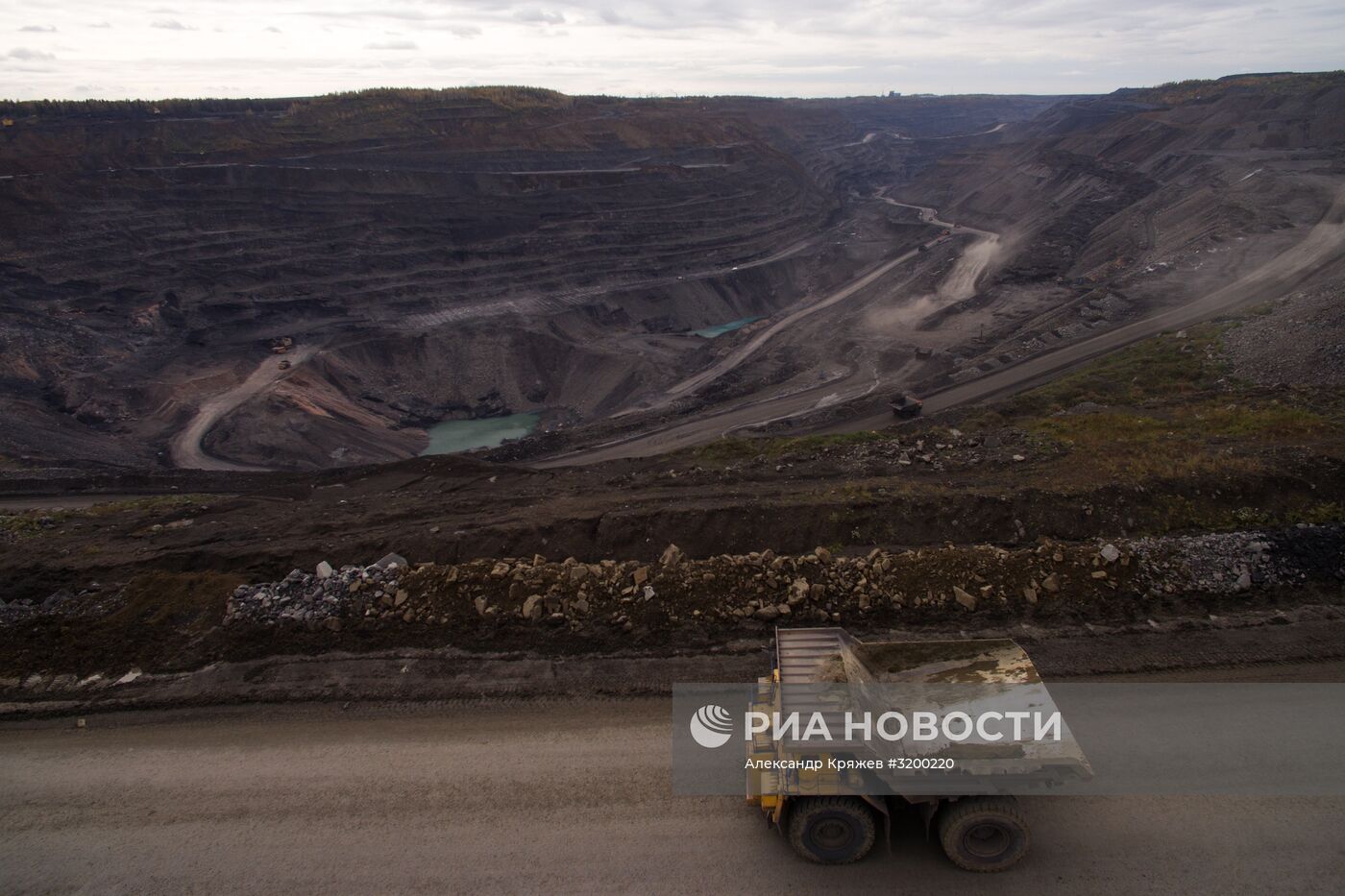 Угольный разрез "Черниговский" в Кемеровской области