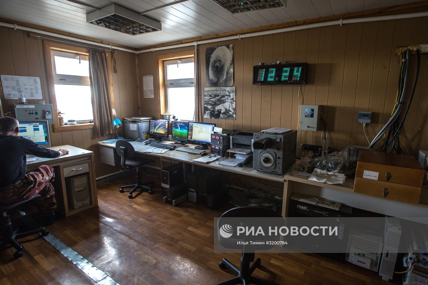 Полярная станция имени Эрнста Кренкеля на острове Хейса архипелага Земля Франца-Иосифа