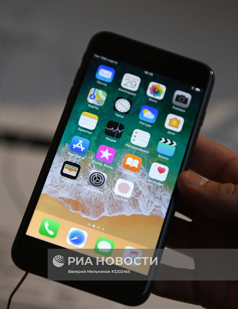 Старт продаж iPhone 8 и iPhone 8 Plus