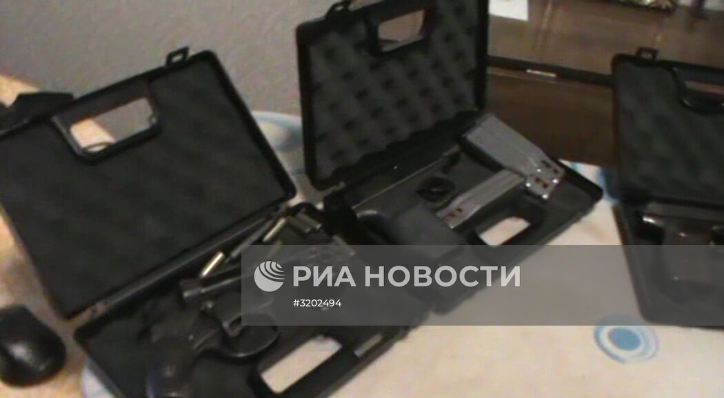 ФСБ РФ пресечена деятельность преступной группы, причастной к обороту оружия