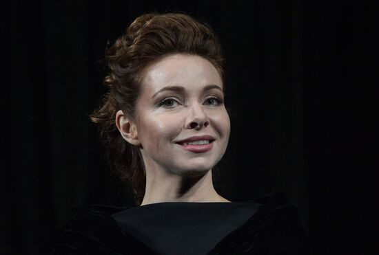 Предпремьерный показ спектакля "Идиот" в театре им. Моссовета