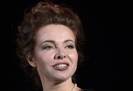 Предпремьерный показ спектакля "Идиот" в театре им. Моссовета