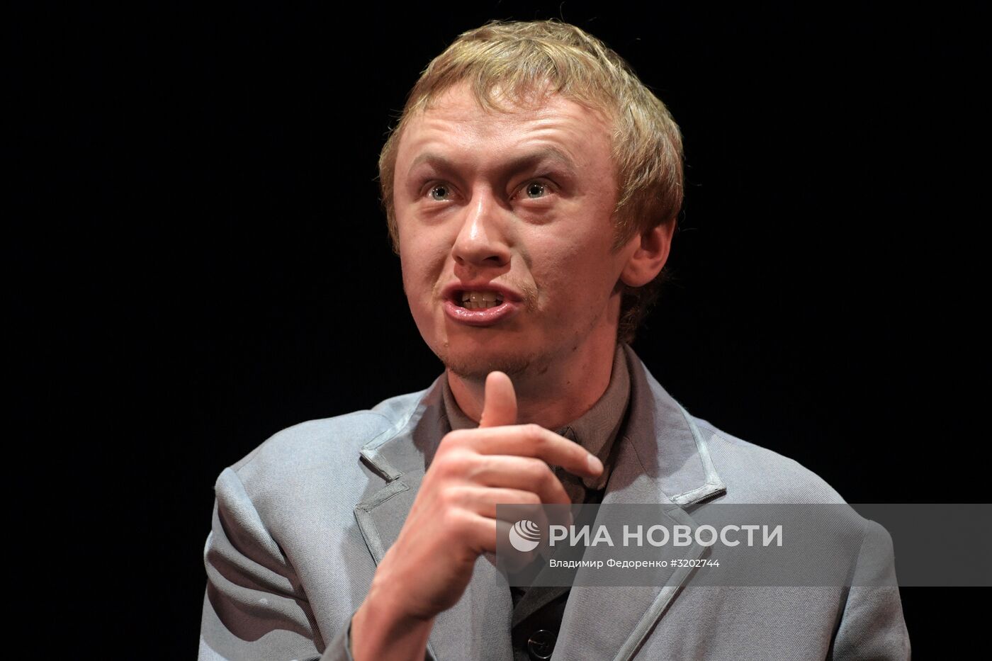 Предпремьерный показ спектакля "Идиот" в театре им. Моссовета