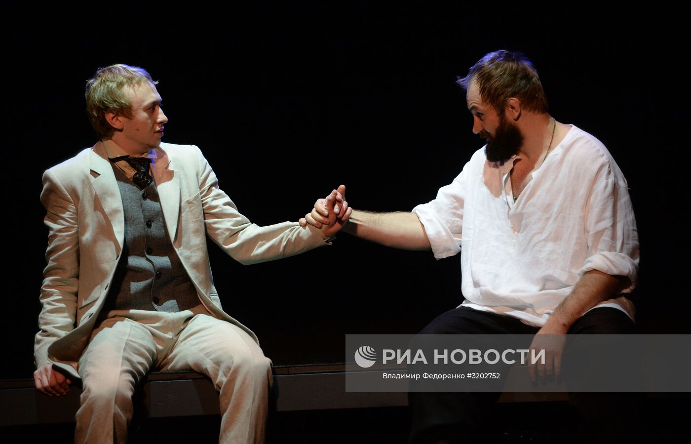 Предпремьерный показ спектакля "Идиот" в театре им. Моссовета