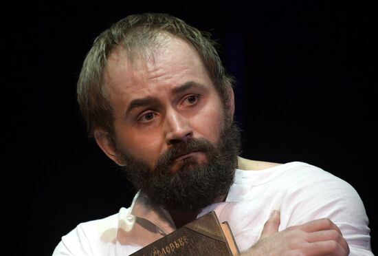 Предпремьерный показ спектакля "Идиот" в театре им. Моссовета