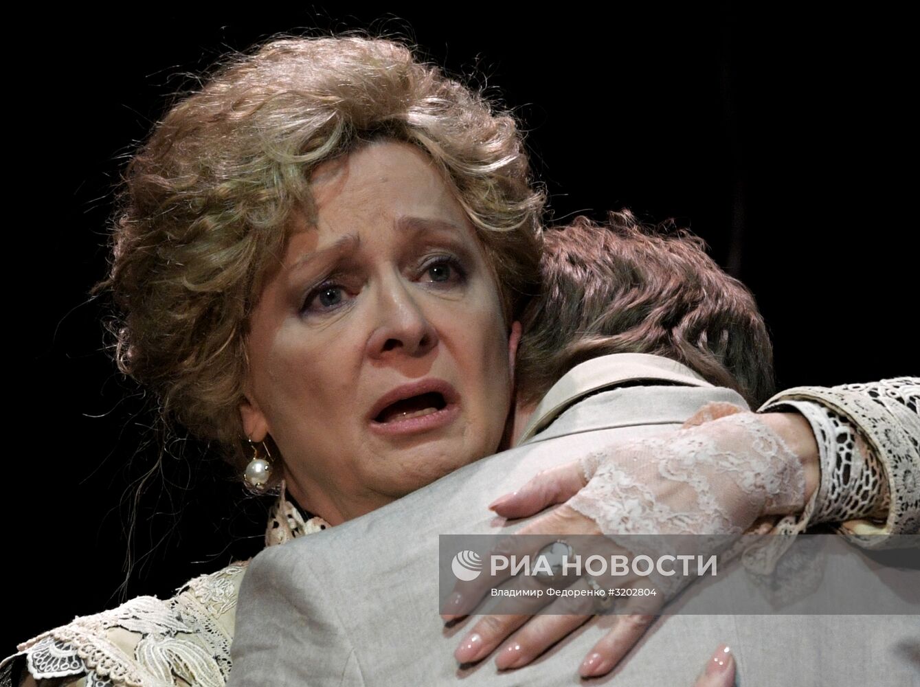 Предпремьерный показ спектакля "Идиот" в театре им. Моссовета