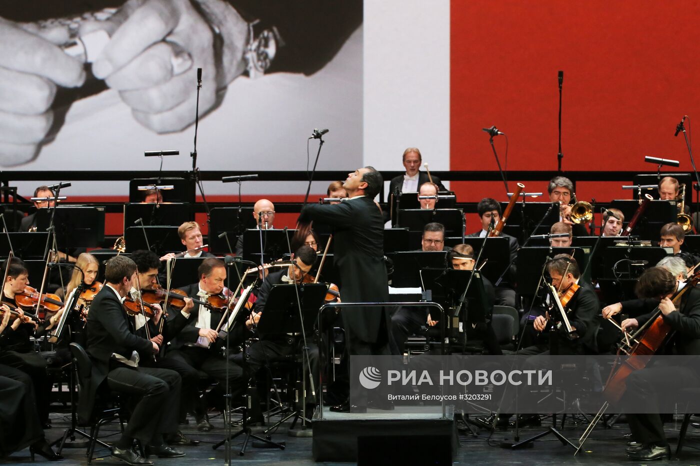 Гала-концерт к 100-летию со дня рождения Ю. П. Любимова