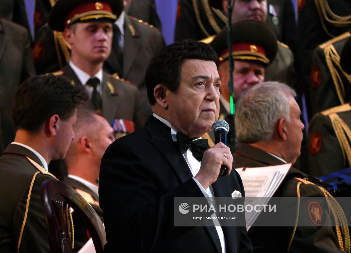 Концерт, посвященный юбилею Иосифа Кобзона, в Донецке
