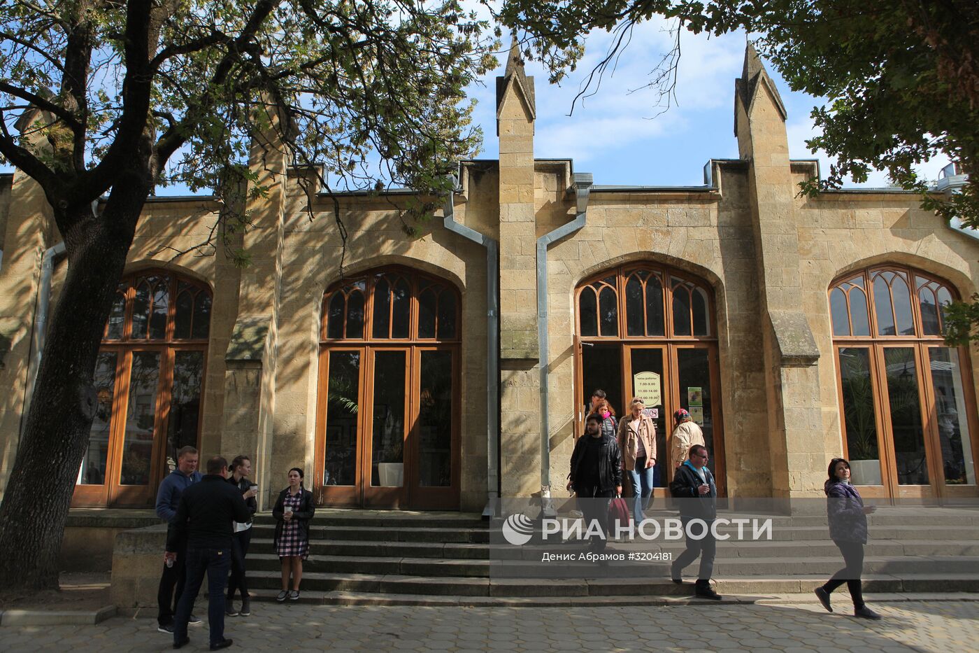 Экспозиция "Лермонтов-художник" открылась в Нарзанной галерее Кисловодска