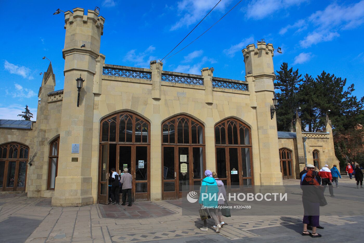 Экспозиция "Лермонтов-художник" открылась в Нарзанной галерее Кисловодска