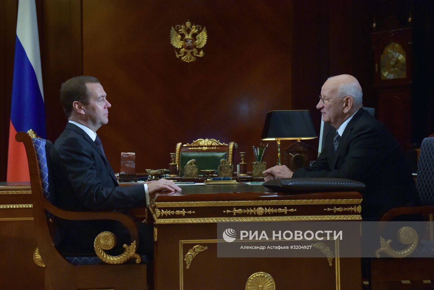 Премьер-министр РФ Д. Медведев встретился с губернатором Оренбургской области Ю. Бергом