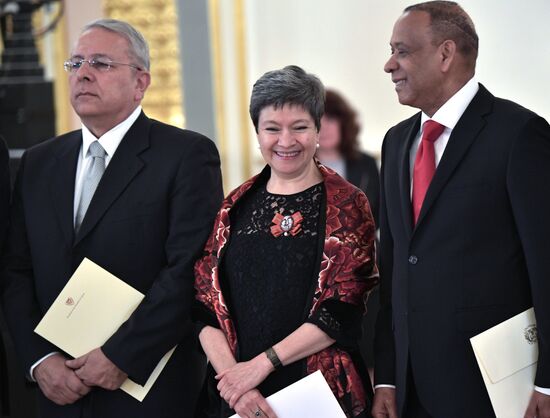 Президент РФ В. Путин принял верительные грамоты у 20 послов иностранных государств