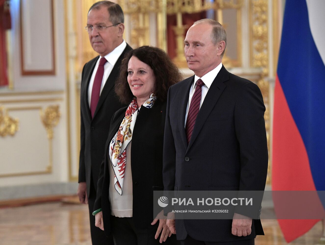 Президент РФ В. Путин принял верительные грамоты у 20 послов иностранных государств