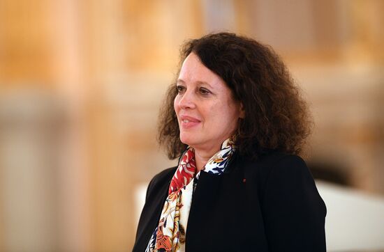 Президент РФ В. Путин принял верительные грамоты у 20 послов иностранных государств