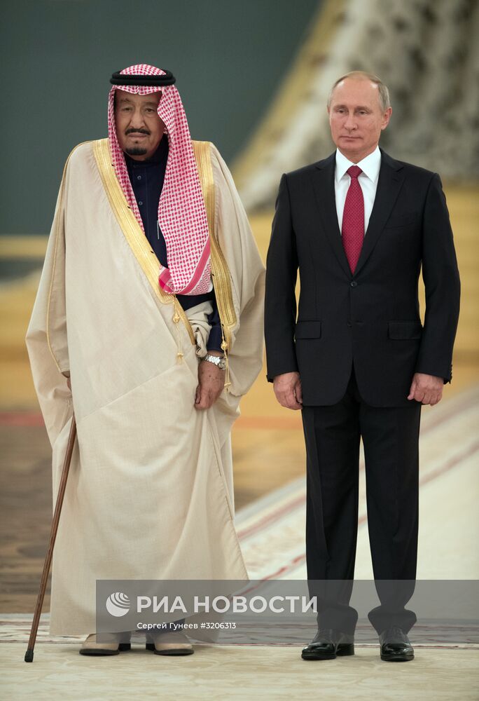 Переговоры президента РФ В. Путина с королем Саудовской Аравии С. Аль-Саудом