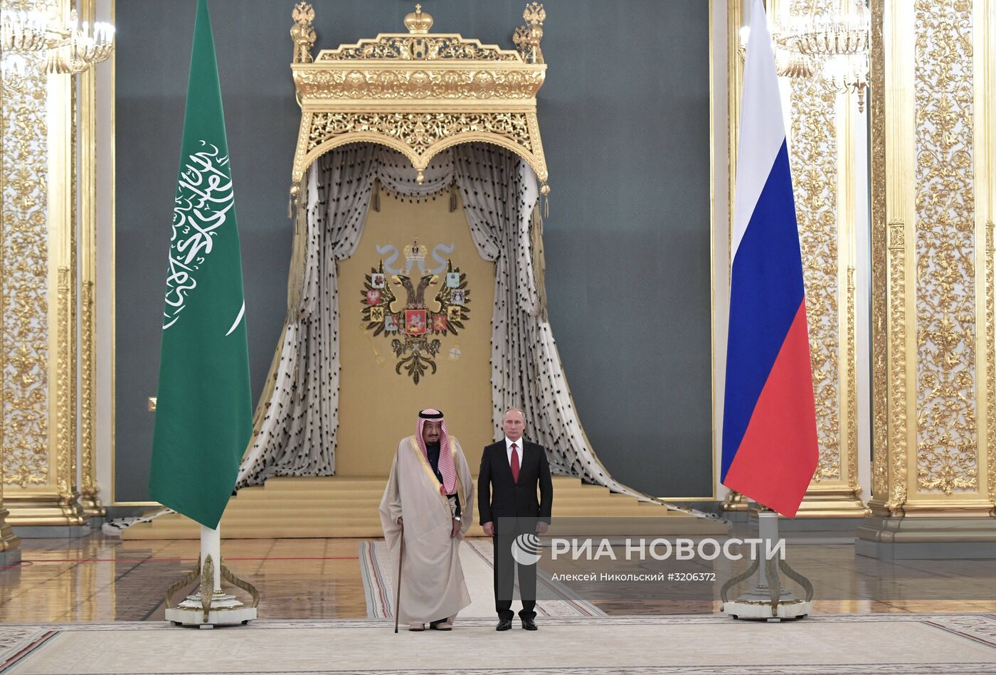 Переговоры президента РФ В. Путина с королем Саудовской Аравии С. Аль-Саудом